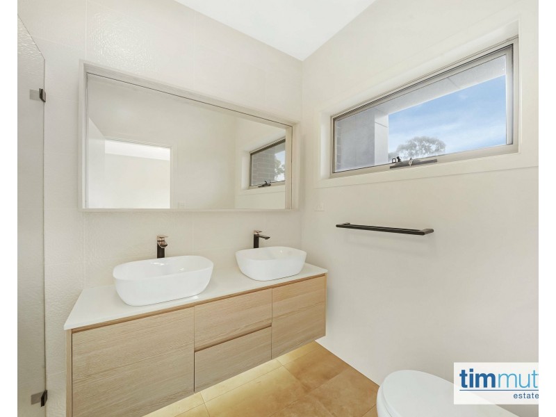 27 Mactier Ave, Milperra NSW 2214