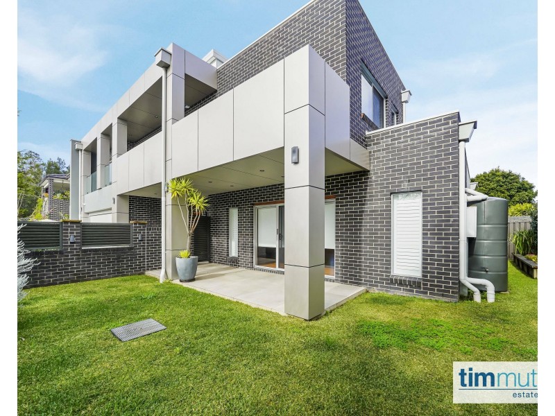 27 Mactier Ave, Milperra NSW 2214