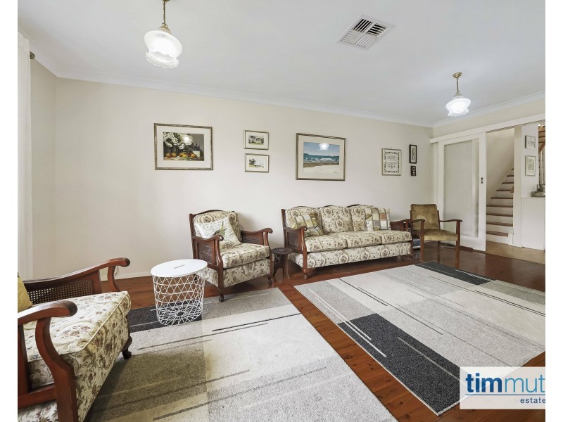 2 Forrest Rd, East Hills NSW 2213