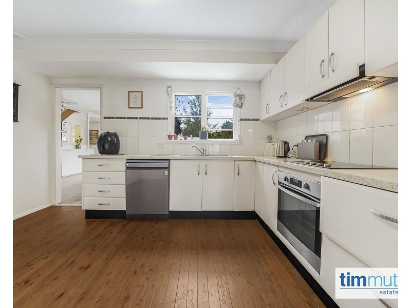 2 Forrest Rd, East Hills NSW 2213