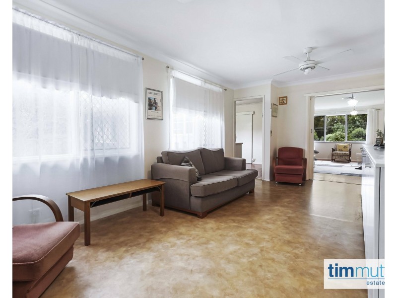 2 Forrest Rd, East Hills NSW 2213