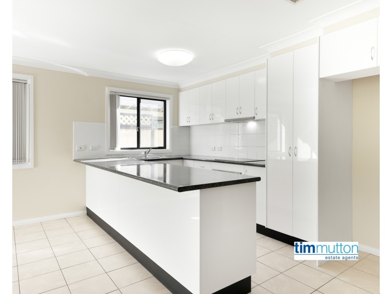 6B Carrington St, Revesby NSW 2212
