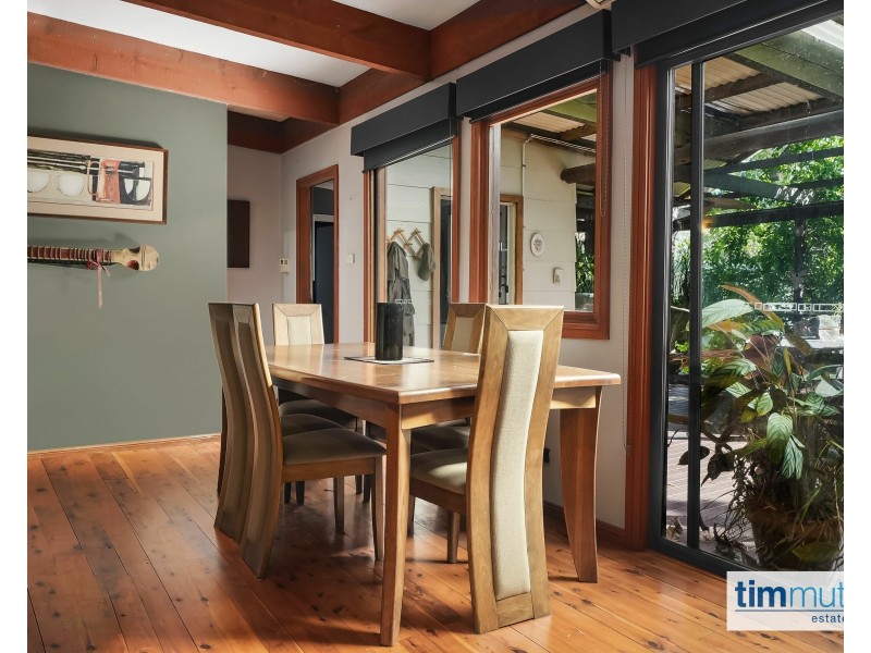 33 Monie Ave, East Hills NSW 2213