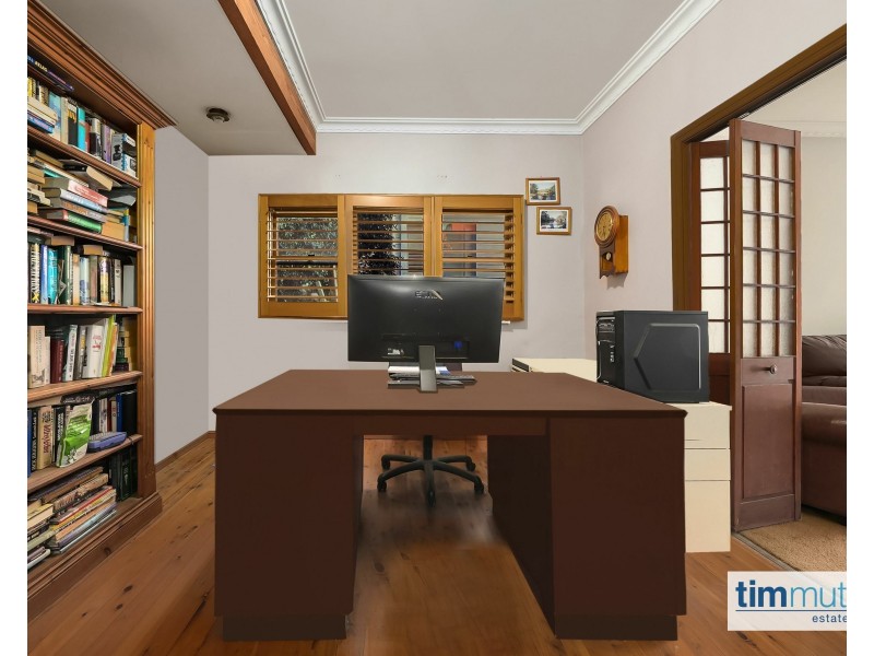 33 Monie Ave, East Hills NSW 2213