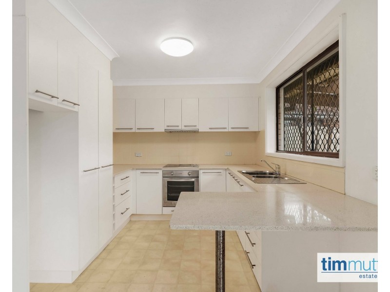 10 Goolagong Ct, Milperra NSW 2214