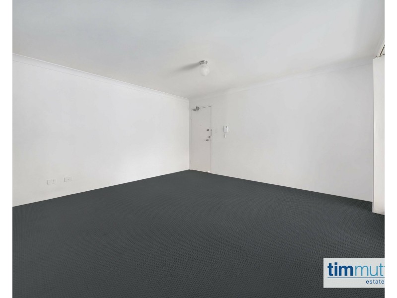 Unit 33/125-129 Oak Rd, Kirrawee NSW 2232