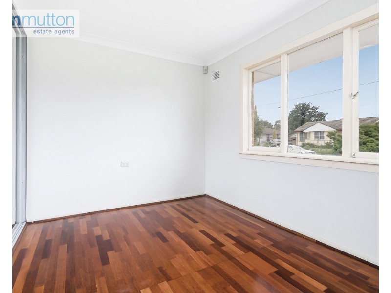 54 Williamson Cres, Warwick Farm NSW 2170
