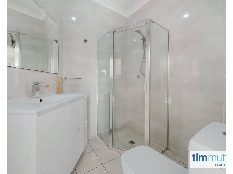 701 Henry Lawson Dr, East Hills NSW 2213