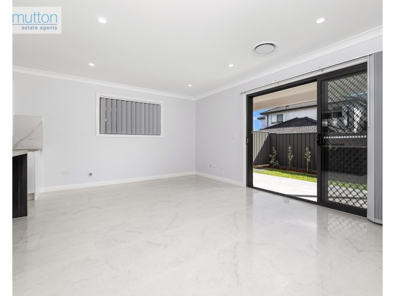 3/102 Beaconsfield Street, Revesby NSW 2212