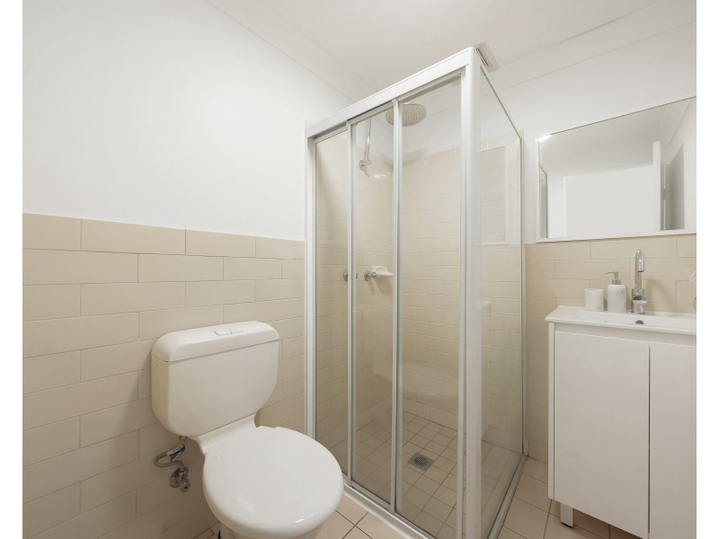 Unit 6/211 Mead Pl, Chipping Norton NSW 2170
