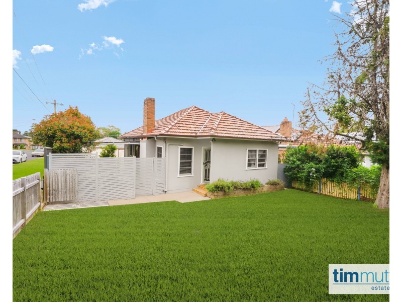 26 Collins St, Pendle Hill NSW 2145