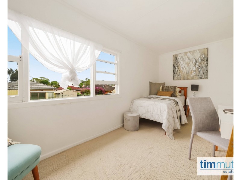 26 Collins St, Pendle Hill NSW 2145