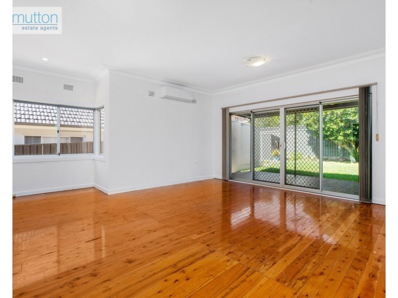35 Marcella St, Kingsgrove NSW 2208