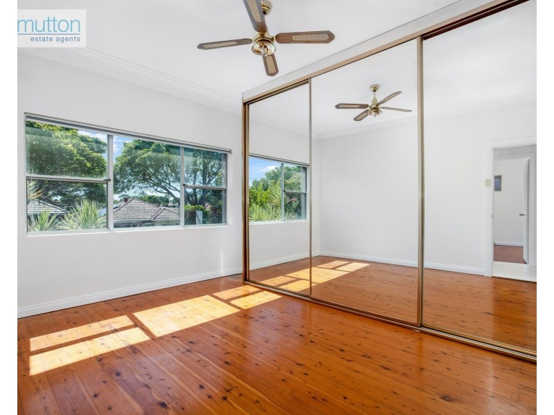 35 Marcella St, Kingsgrove NSW 2208