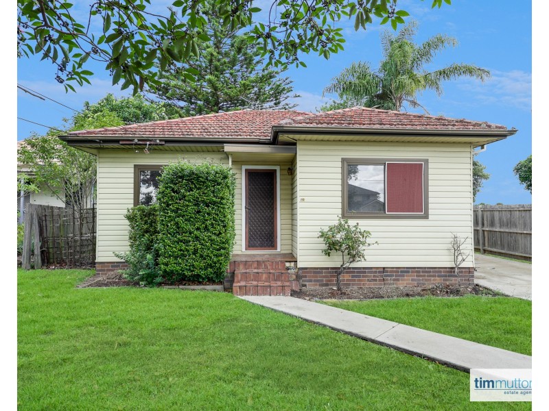 257 Tower Street, East Hills NSW 2213