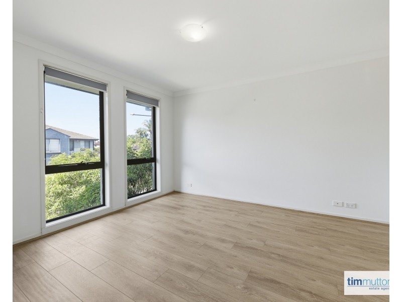 14 Greenwood Close, Hammondville NSW 2170