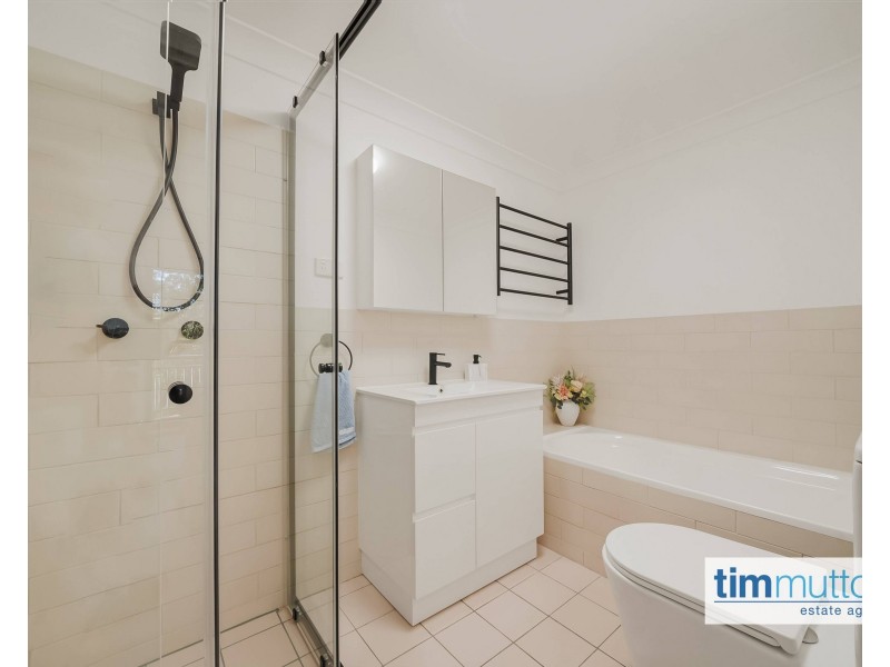 Unit 8/16 Frank Oliveri Drive, Chipping Norton NSW 2170