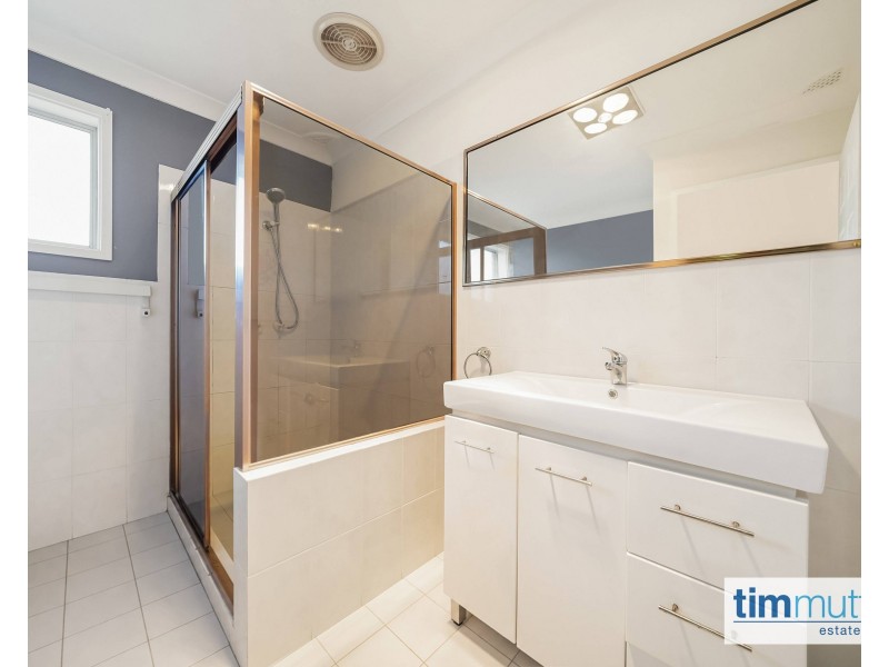 5 Cambrai Place, Milperra NSW 2214