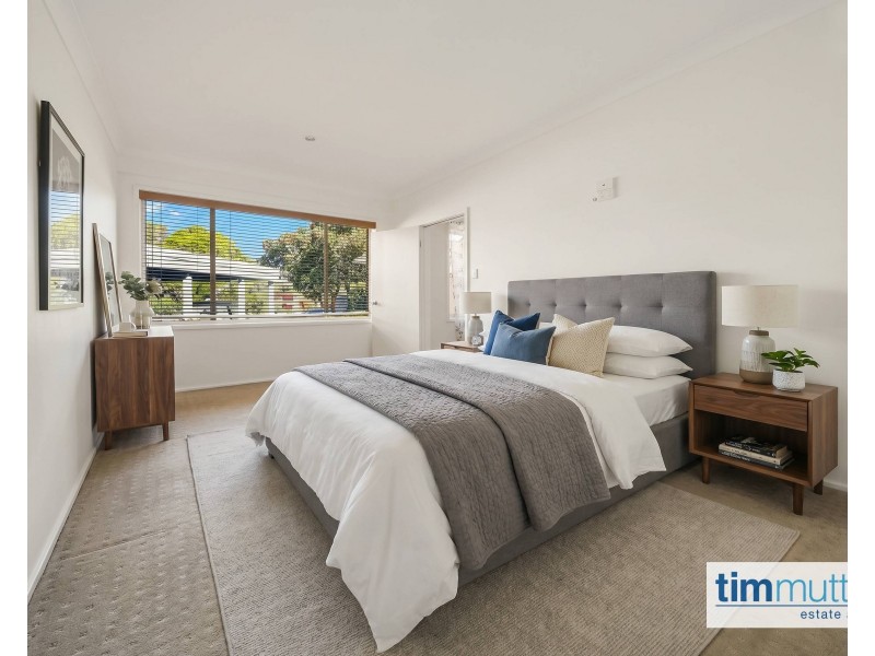 5 Cambrai Place, Milperra NSW 2214