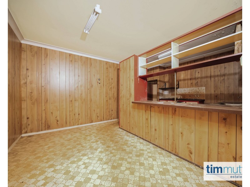 17 Dernancourt Parade, Milperra NSW 2214