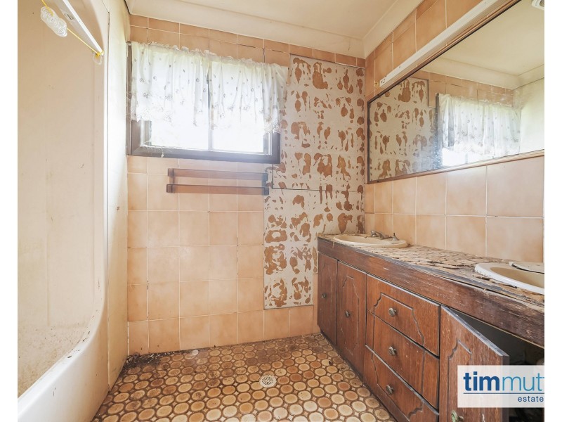 17 Dernancourt Parade, Milperra NSW 2214