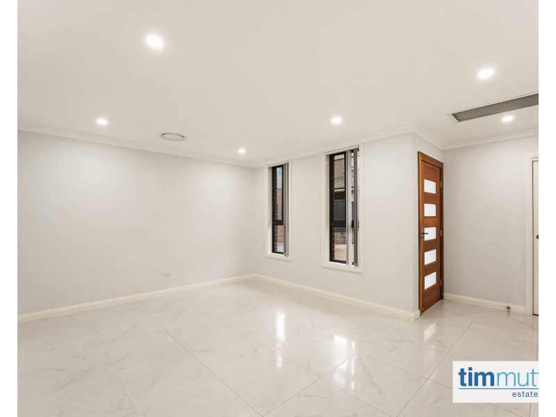 Unit 4/102 Beaconsfield Street, Revesby NSW 2212