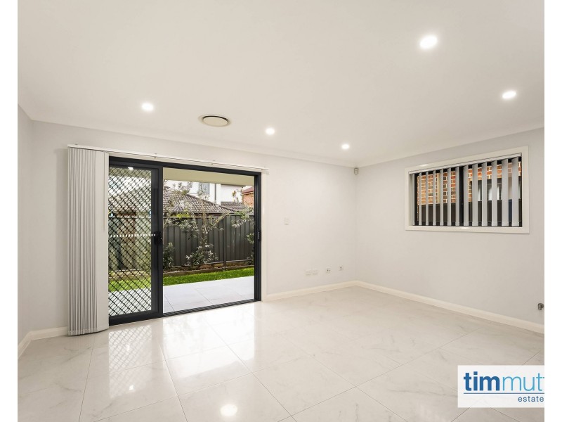 Unit 4/102 Beaconsfield Street, Revesby NSW 2212