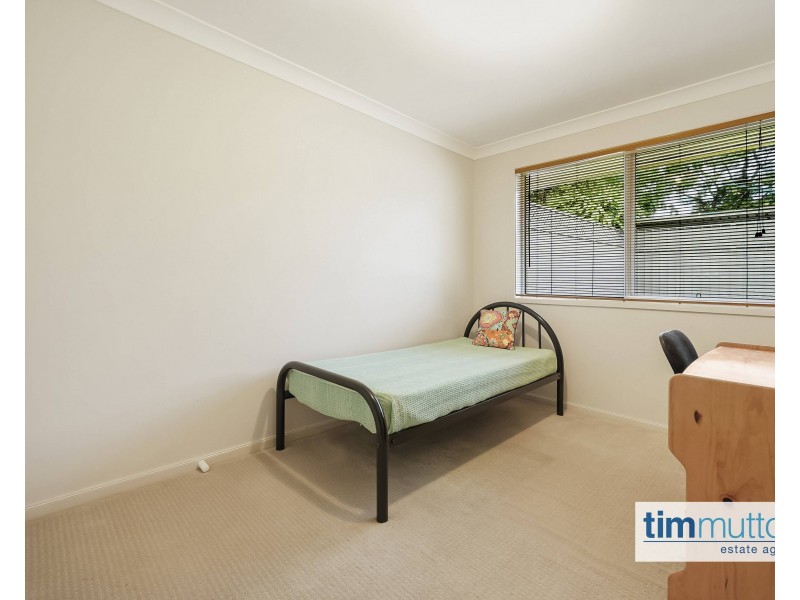 13 Penrose Avenue, East Hills NSW 2213
