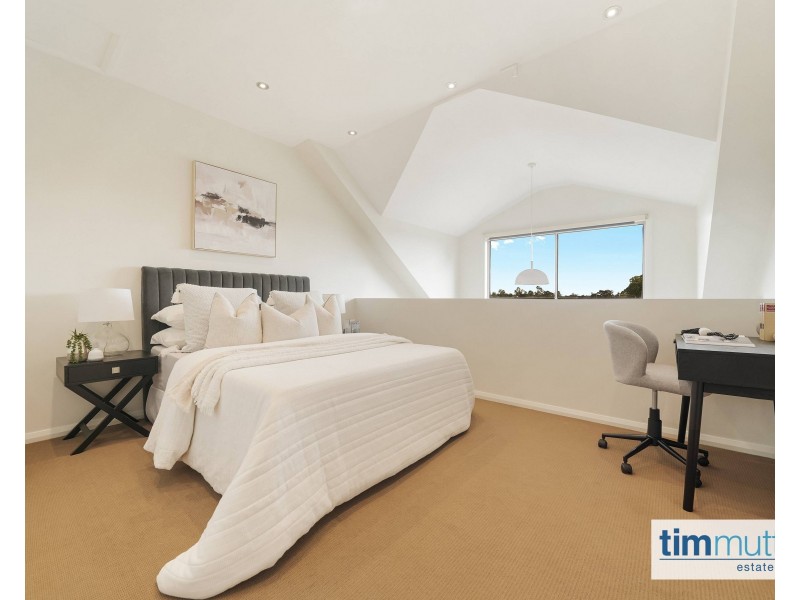 Unit 3/64 Junction Road, Moorebank NSW 2170