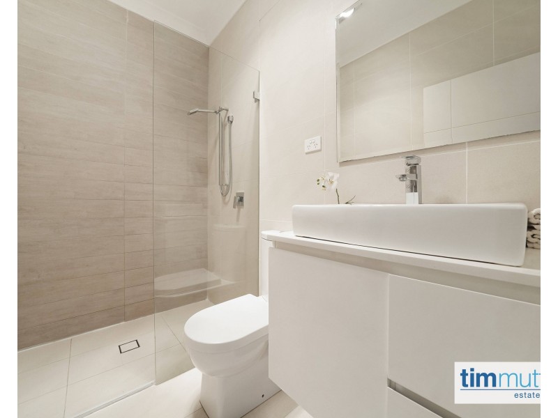 Unit 3/64 Junction Road, Moorebank NSW 2170