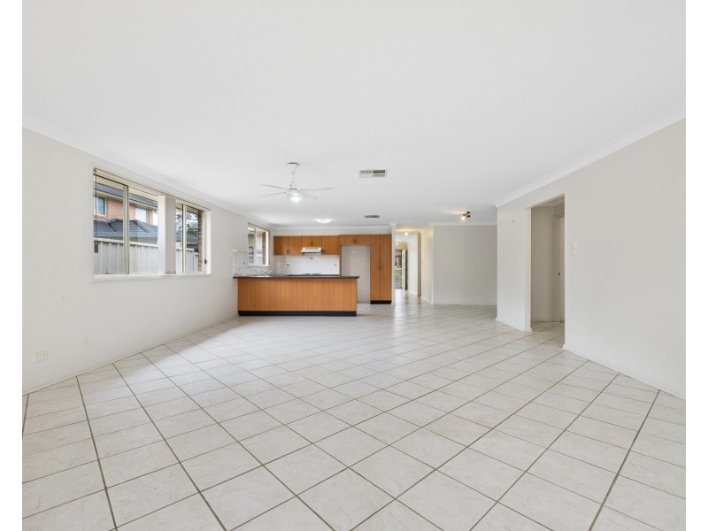 3 Boronia Drive, Voyager Point NSW 2172