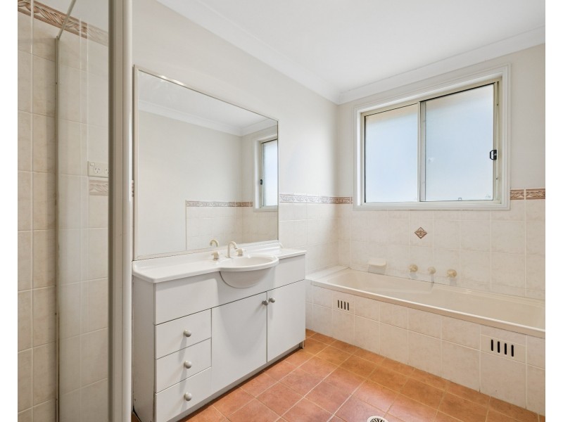 3 Boronia Drive, Voyager Point NSW 2172