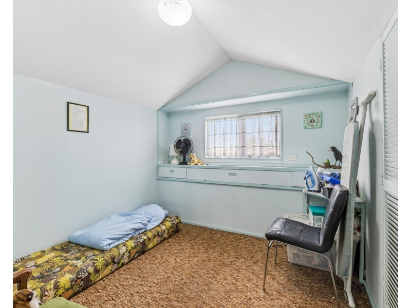 2 Mae Crescent, Panania NSW 2213