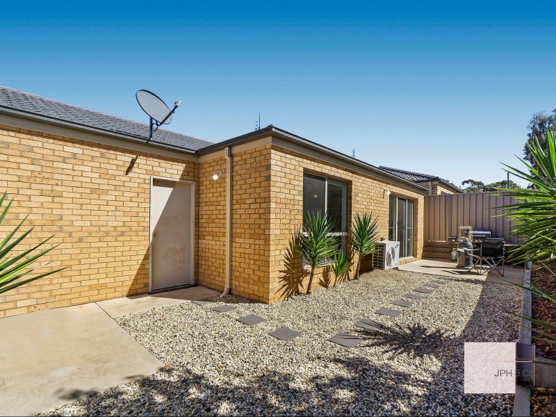 11/107 St Killian Street, White Hills VIC 3550