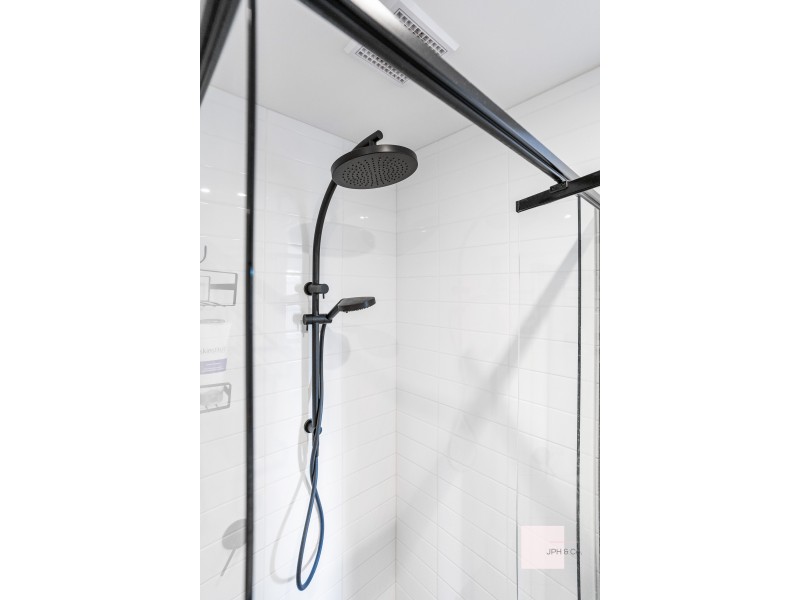 107/681 Inkerman Road, Caulfield North VIC 3161