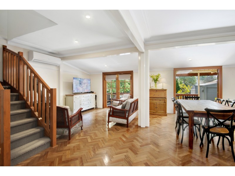 6 Church Street, Elderslie NSW 2570
