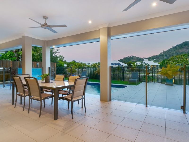 19 Lagoon Drive, Trinity Beach QLD 4879