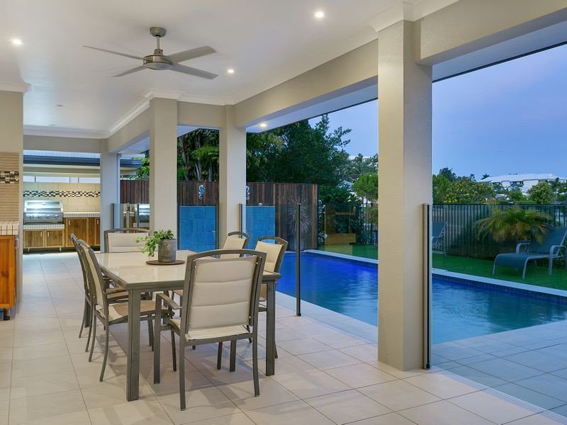 19 Lagoon Drive, Trinity Beach QLD 4879