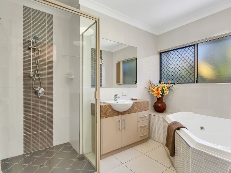 19 Lagoon Drive, Trinity Beach QLD 4879