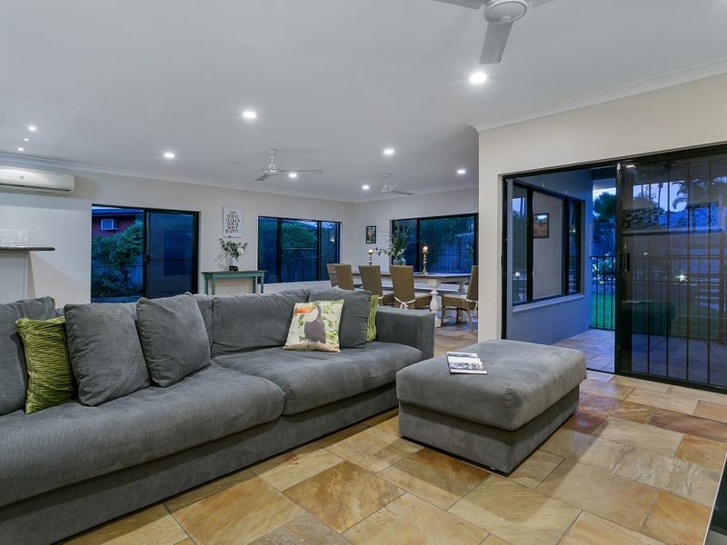 12 Bramble Street, Clifton Beach QLD 4879