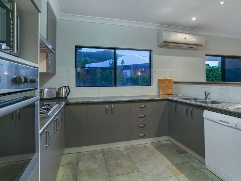 12 Bramble Street, Clifton Beach QLD 4879