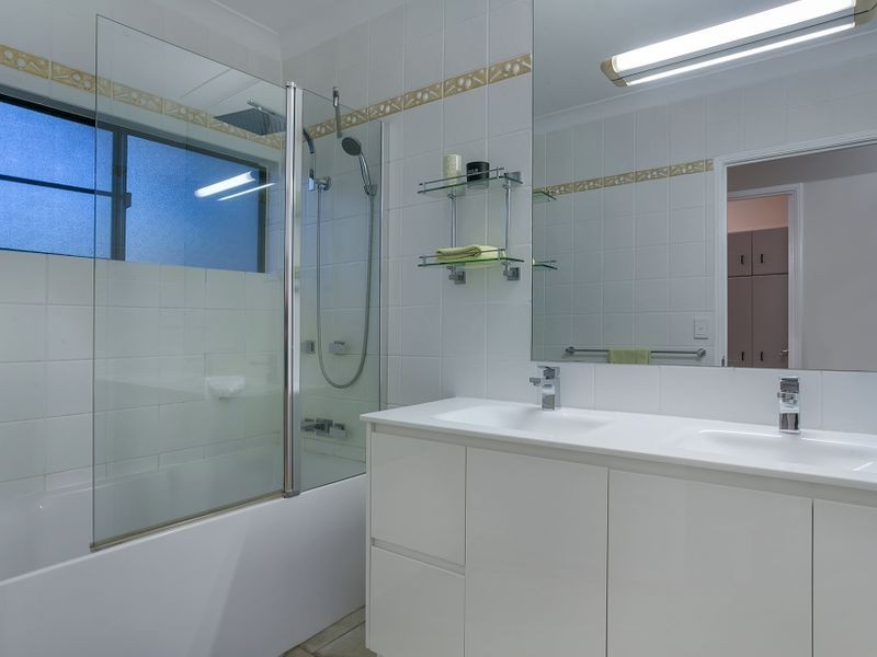 12 Bramble Street, Clifton Beach QLD 4879