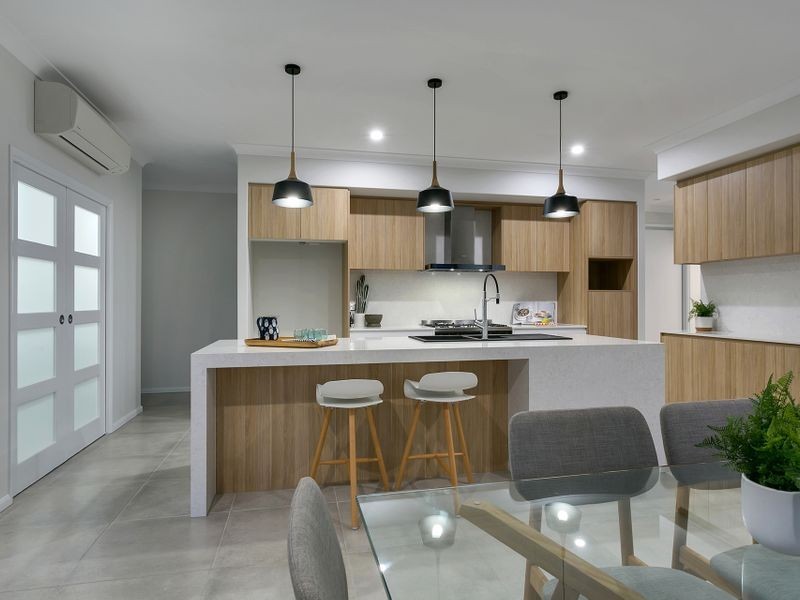 8 Parkinson Avenue, Kewarra Beach QLD 4879