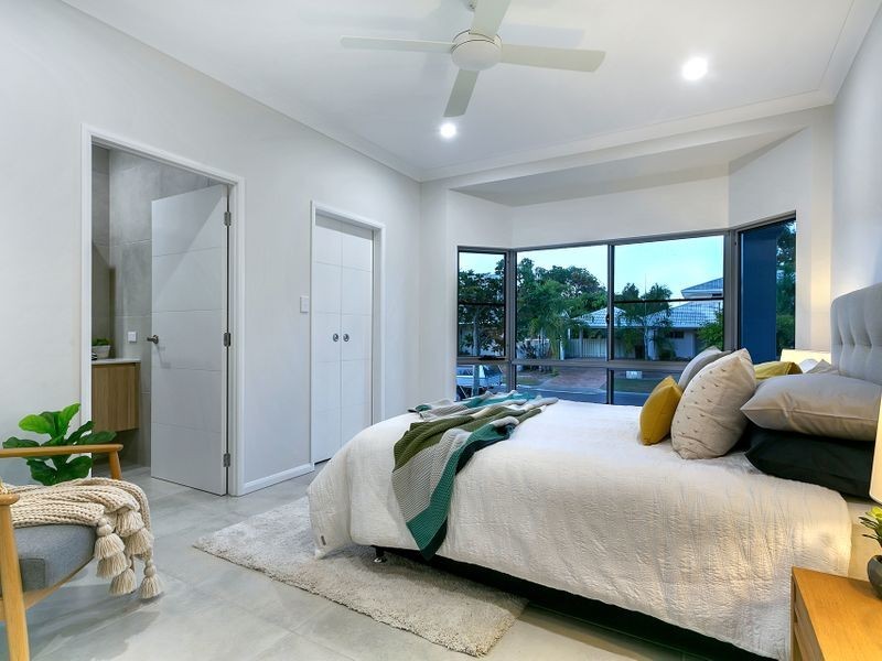 8 Parkinson Avenue, Kewarra Beach QLD 4879