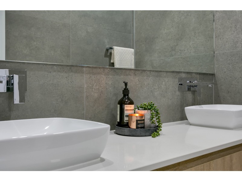 6 LATANIA CLOSE, Palm Cove QLD 4879