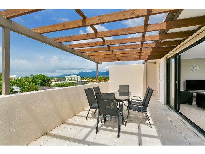 406/339 Lake Street, Cairns North QLD 4870