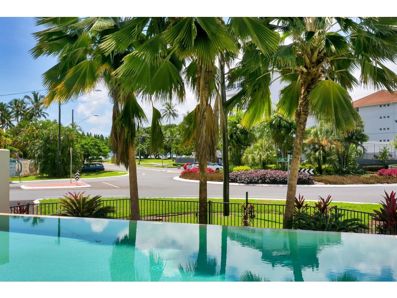406/339 Lake Street, Cairns North QLD 4870