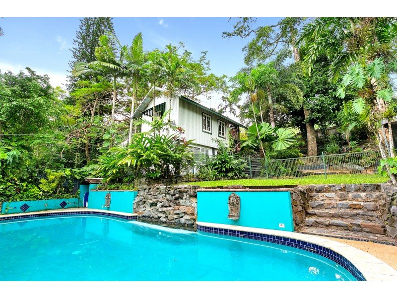 3 STUART STREET (access via Walsh St Lane Way), Edge Hill QLD 4870