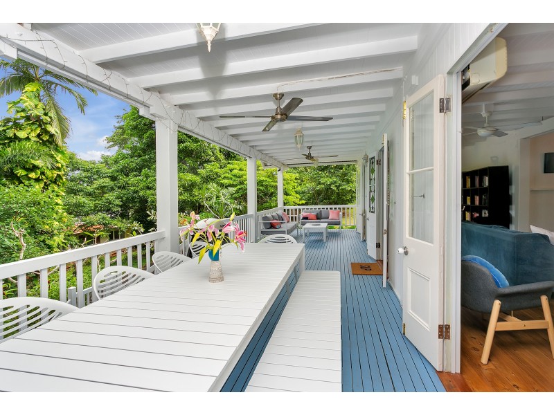 3 STUART STREET (access via Walsh St Lane Way), Edge Hill QLD 4870