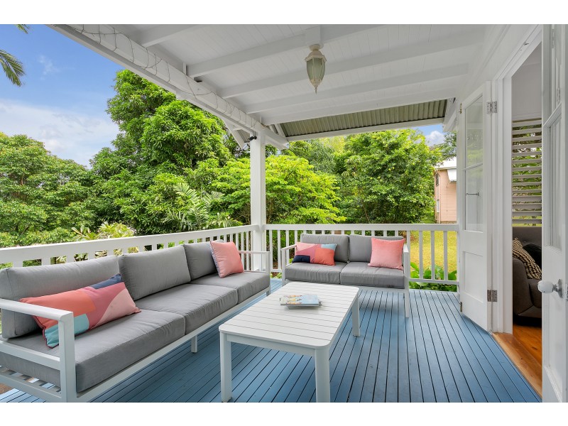 3 STUART STREET (access via Walsh St Lane Way), Edge Hill QLD 4870